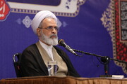 دیدار حضرت آیت‌الله اعرافی با مدیران مدارس علمیه حضرت زهرا(س) میبد؛ بررسی روند آموزشی و تقدیر از طلاب خدمتگزار