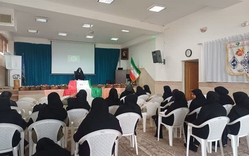نشست «بصیرت سیاسی» به مناسبت چهلمین روز شهدای در اغتشاشات ۱۸ دی‌ماه