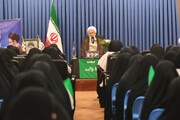 هر صدایی که خواستار سازش باشد، خیانت است