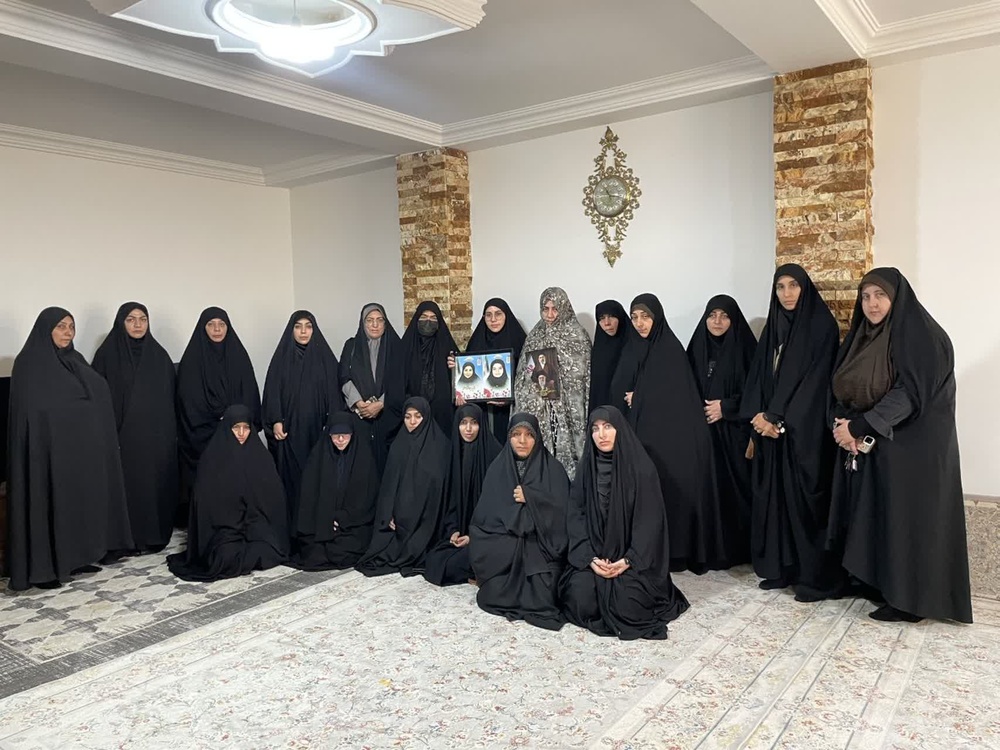 دیدار با خانواده شهدای جنگ رمضان شهرستان بوئین زهرا