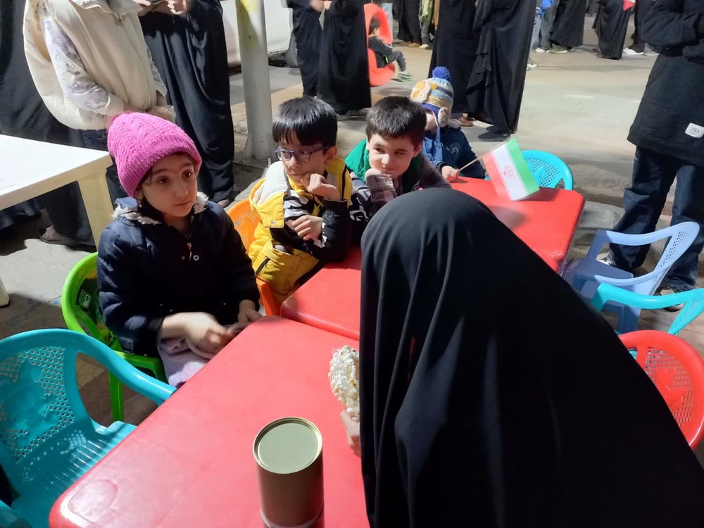 نگاهی به فعالیت‌های طلاب لرستانی در دهه ششم جنگ تحمیلی سوم در مواکب و محافل استانی