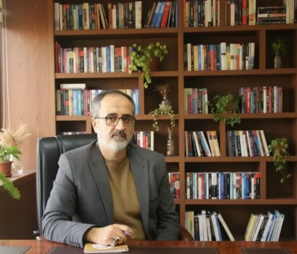 پیام مدیر عامل مرکز نشر هاجر به مناسبت گرامیداشت روز معلم