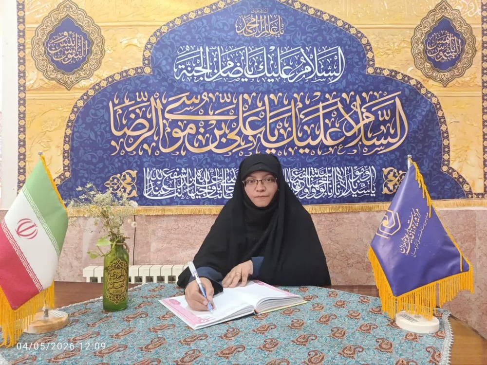حوزه خواهران پناهگاه معنوی جامعه و پیشگام در تربیت نسل پویا است