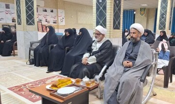 تصایر/ مراسم تجلیل از اساتید حوزه علمیه خواهران در کنگان