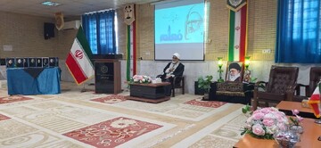 تصایر/ مراسم تجلیل از اساتید حوزه علمیه خواهران در کنگان