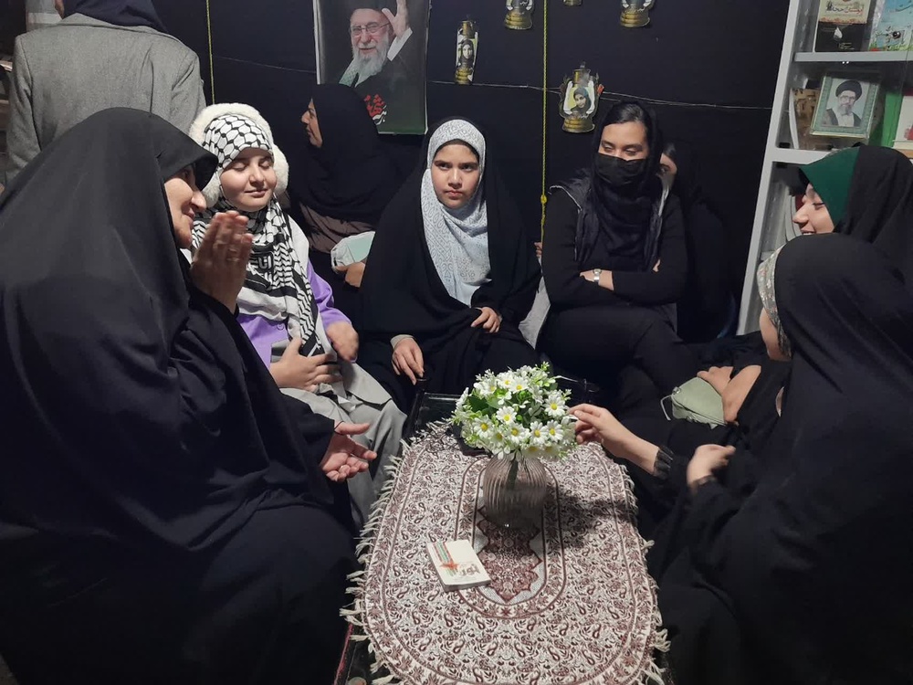 فعالیت‌های طلاب لرستانی در دهه هفتم جنگ تحمیلی سوم در مواکب و محافل سراسر استان 