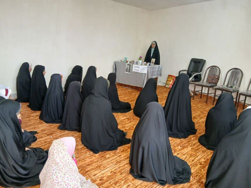 فعالیت‌های طلاب لرستانی در دهه هفتم جنگ تحمیلی سوم در مواکب و محافل سراسر استان 