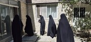 دیدار مدیریت کادر و طلاب مدرسه علمیه تخصصی بانوان امین ره با خانواده شهیده زینب مقیمیان 